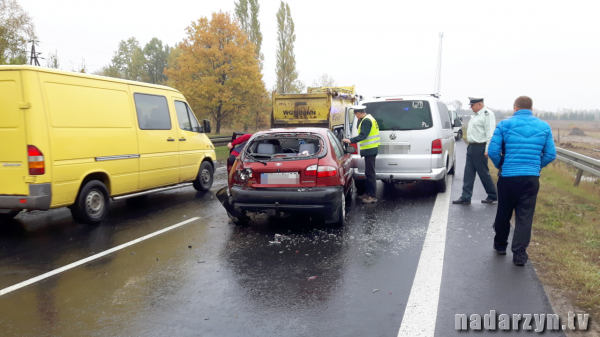 Kolizja trzech aut na katowickiej spowodowała niewielki zator